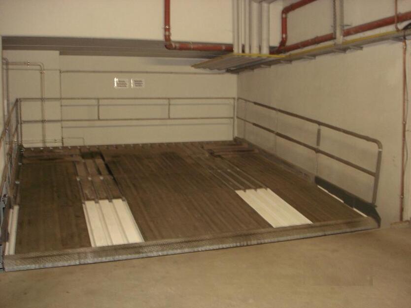Stellplatz in Friedrichshain in Tiefgarage