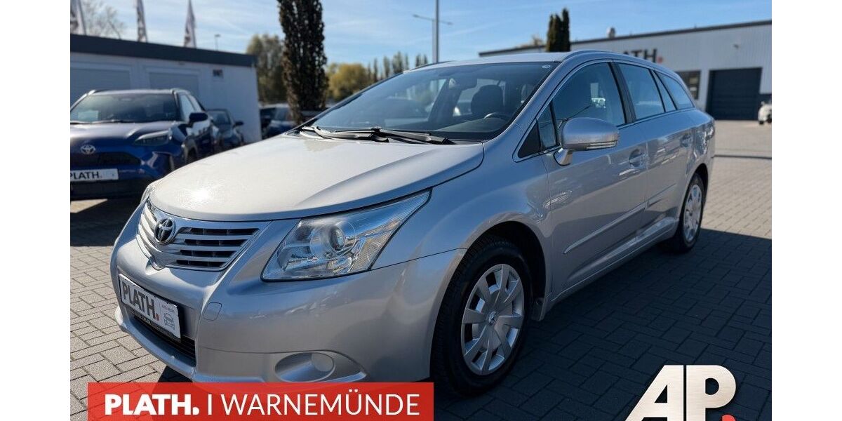 Toyota Avensis 163.653 km 8.990 € Rostock-Warnemünde 18119