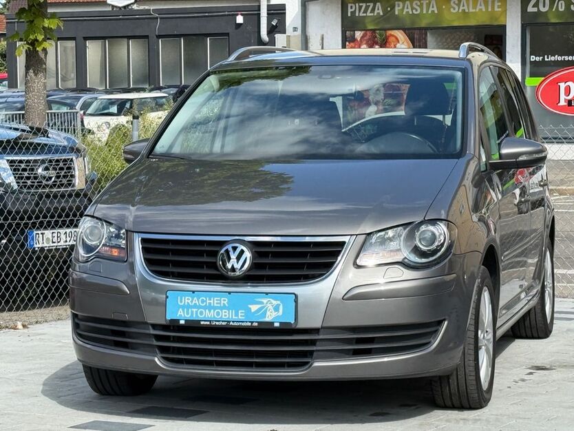 VW Touran 159.000 km 7.390 € Reutlingen 72762