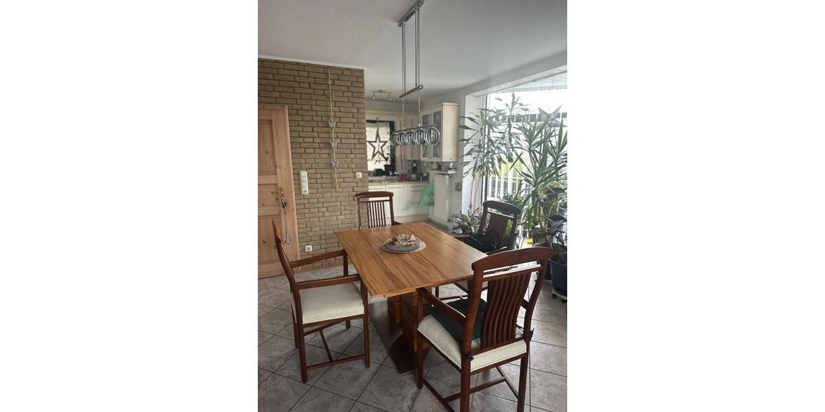 3-Zimmer-Wohnung mit Einbauküche und Balkon 3 zimmer