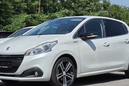 Peugeot 208 78.000 km 10.990 &euro; Merzig 66663