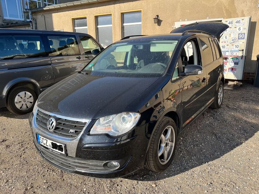 VW Touran 260.000 km 6.100 € Schleiz 07907