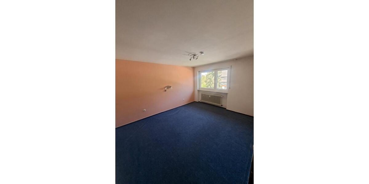 Etagenwohnung Roth - 3 Zimmer, 70 m&sup2;, 850&euro; | Angebot:26137398