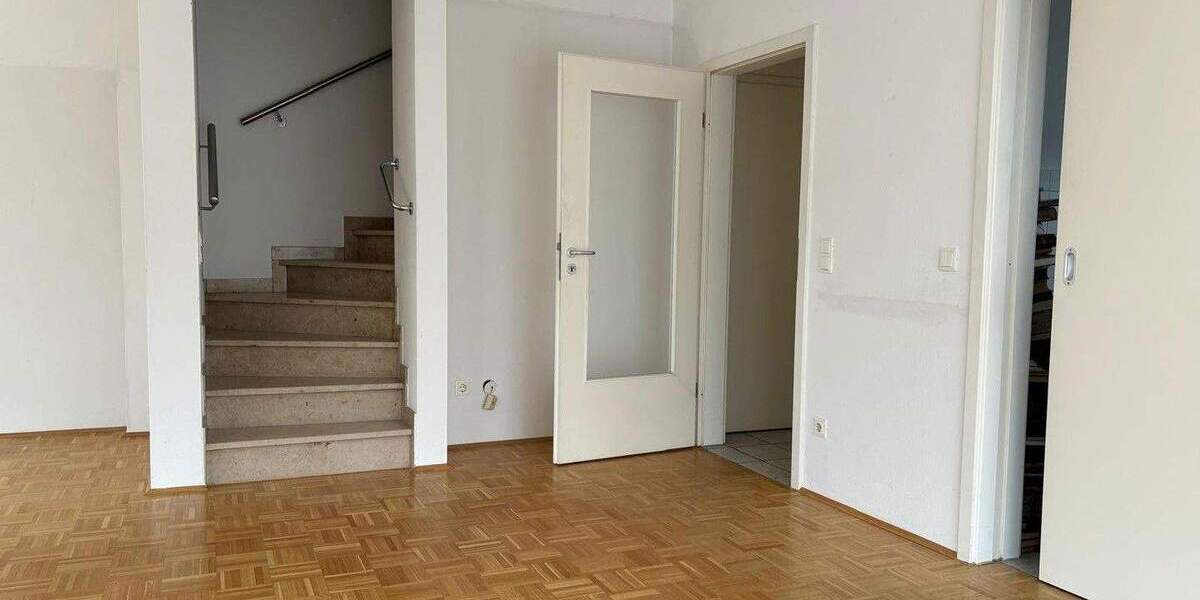 Reihenendhaus Regensburg Reinhausen - 4 Zimmer, 139 m&sup2;, 698.000&euro; | Angebot:25654333