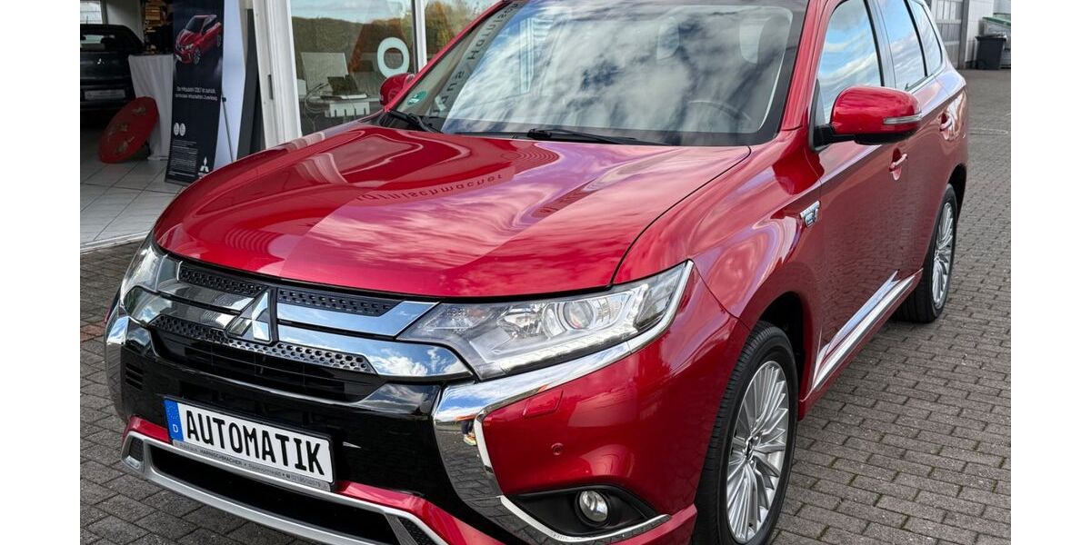 Mitsubishi Outlander 60.700 km 22.490 &euro; Radevormwald 42477