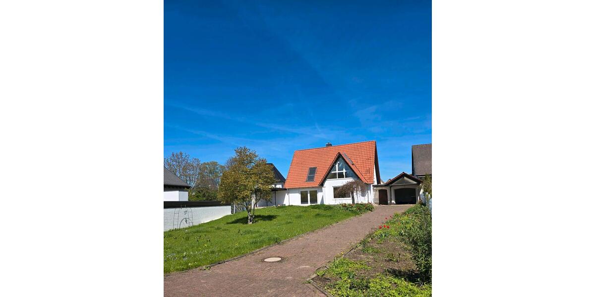 Einfamilienhaus Lemgo - 3 Zimmer, 135 m&sup2;, 1.650&euro; | Angebot:26302191