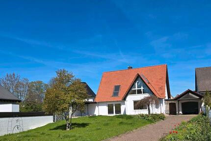 Haus Lemgo - 3 Zimmer, 135 m&sup2;, 1.550&euro; | Angebot:26302191