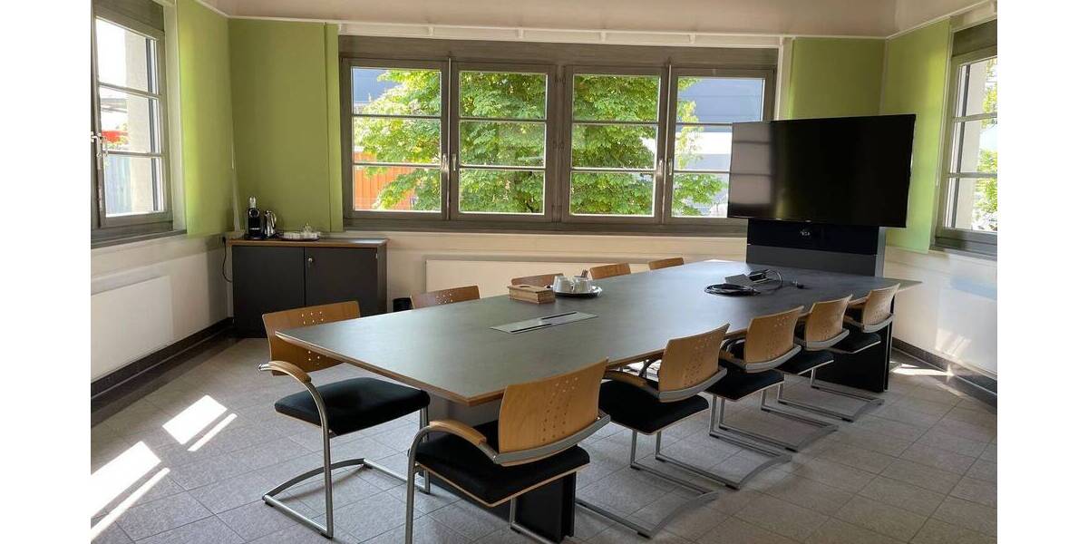 Gewerbeobjekt Reutlingen Jettenburg - 9 Zimmer, 454 m&sup2;, 4.600&euro; | Angebot:25433546