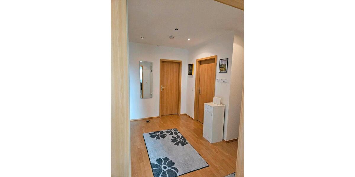 Dachgeschoßwohnung Bad Dürrenberg - 2 Zimmer, 61 m&sup2;, 105.000&euro; | Angebot:26697231