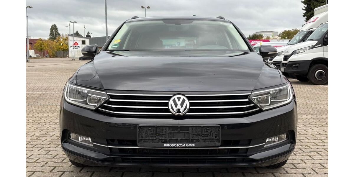 VW Passat 173.750 km 11.990 € Duisburg 47055