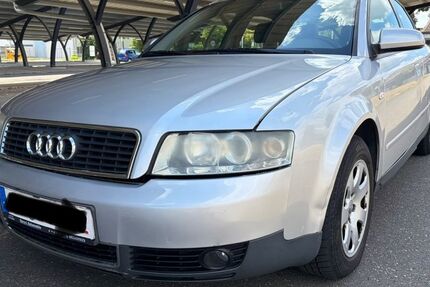 Audi A4 215.000 km 800 &euro; Lahr 77933