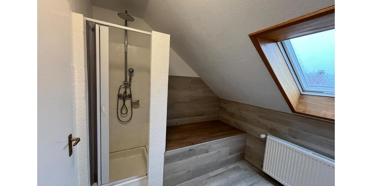 Dachgeschoßwohnung Porta Westfalica - 4 Zimmer, 85 m&sup2;, 690&euro; | Angebot:26621392