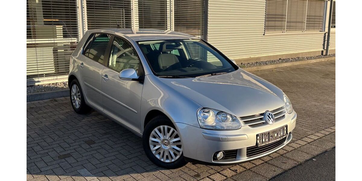 VW Golf 90.800 km 6.990 &euro; Dillenburg 35683