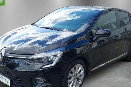 Renault Clio 14.541 km 12.990 &euro; Nürnberg 90471