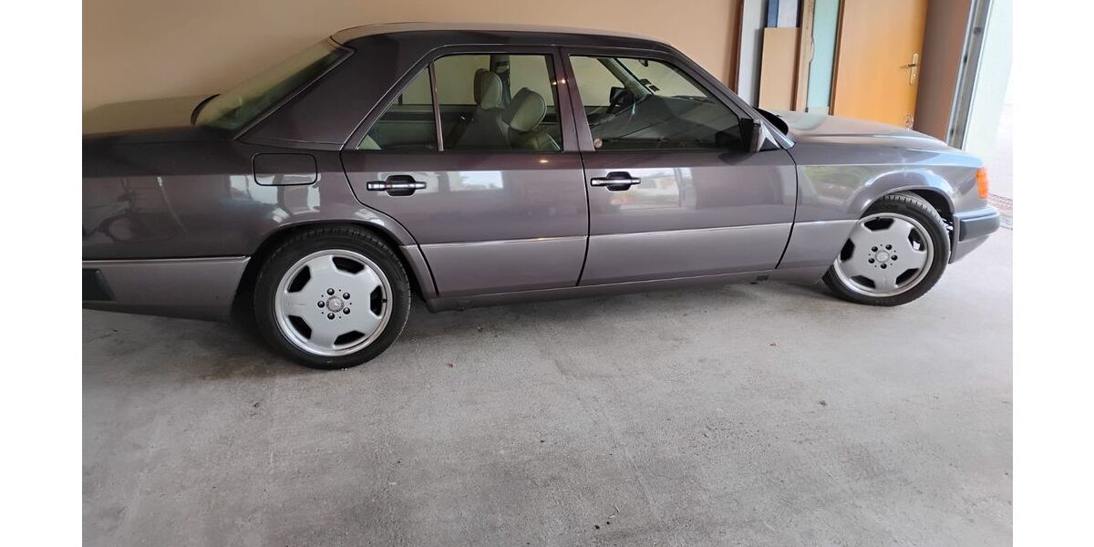 Mercedes-Benz E 300 257.000 km 9.850 &euro; erfurt 99098