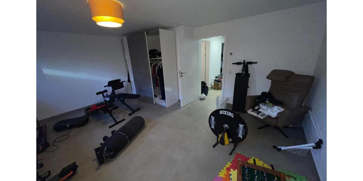 Doppelhaushälfte Hanau Lamboy - 6 Zimmer, 160 m&sup2;, 2.200&euro; | Angebot:25750507