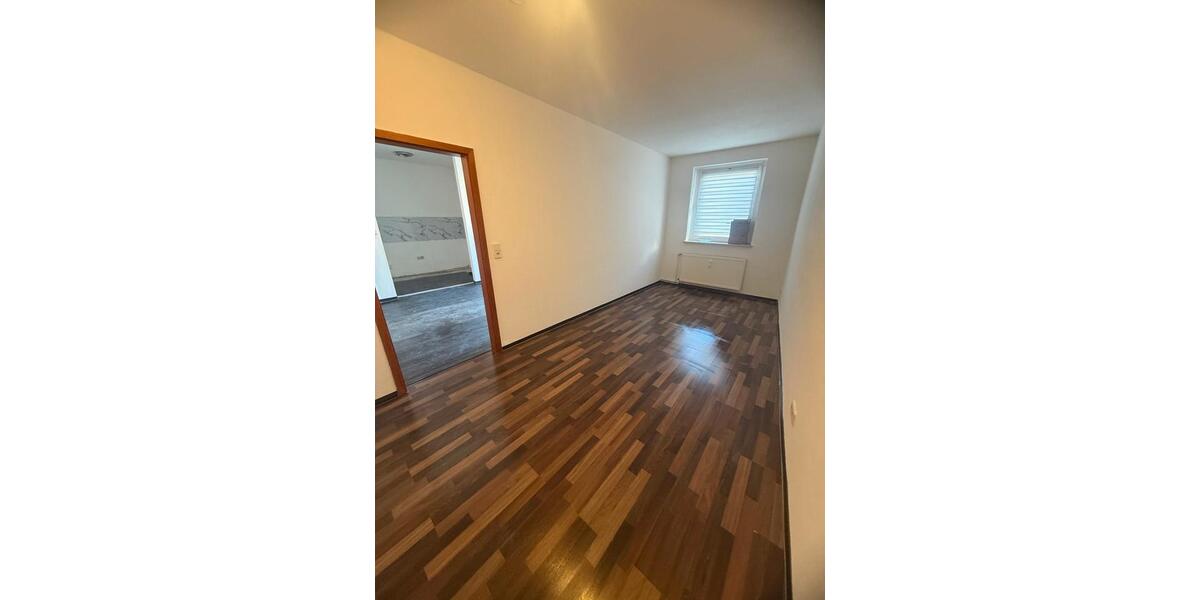 Etagenwohnung Allstedt - 2 Zimmer, 56 m&sup2;, 310&euro; | Angebot:26018184