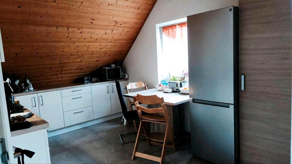 Dachgeschoßwohnung Wahrenholz - 3 Zimmer, 65 m&sup2;, 520&euro; | Angebot:26477625