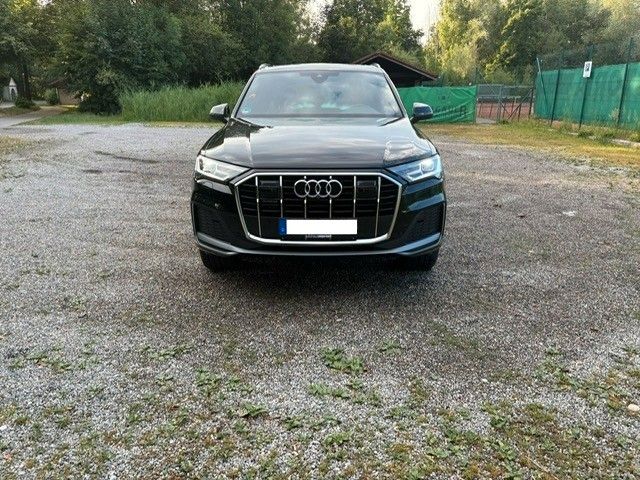 Q7