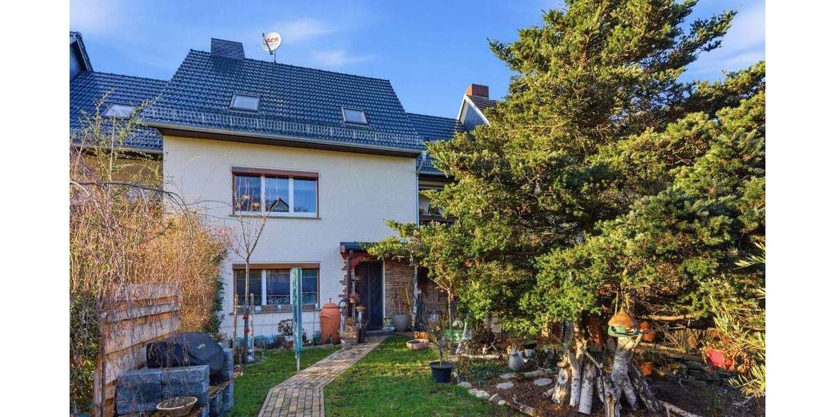 Reihenmittelhaus Großenhain Skäßchen - 6 Zimmer, 150 m&sup2;, 329.000&euro; | Angebot:25410327