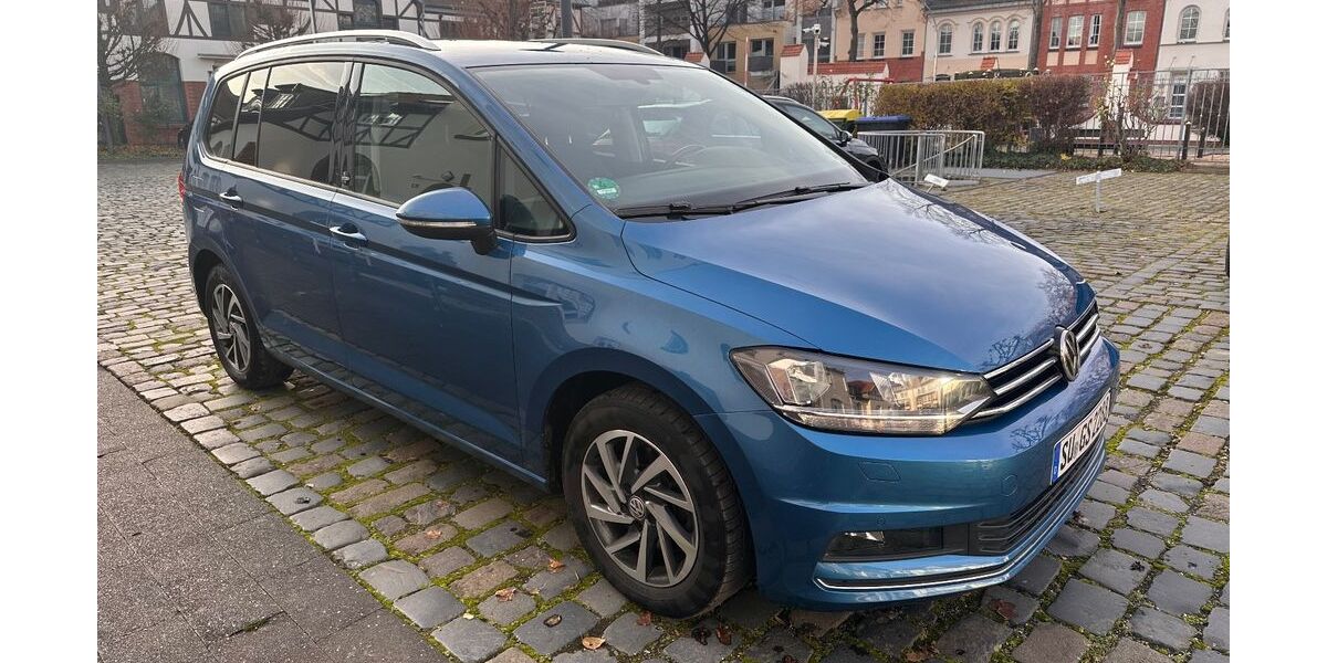 VW Touran 113.000 km 15.450 &euro; Troisdorf 53842