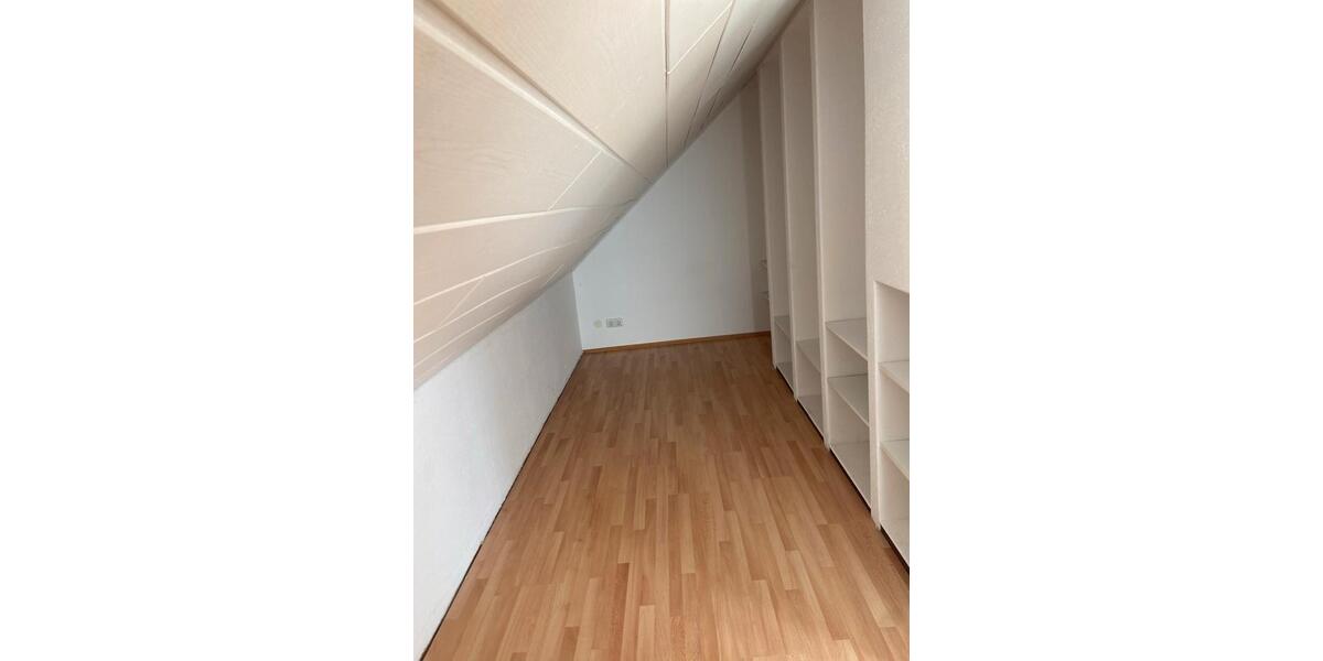 Einfamilienhaus Würzburg Heuchelhof - 4 Zimmer, 100 m&sup2;, 1.400&euro; | Angebot:26168878