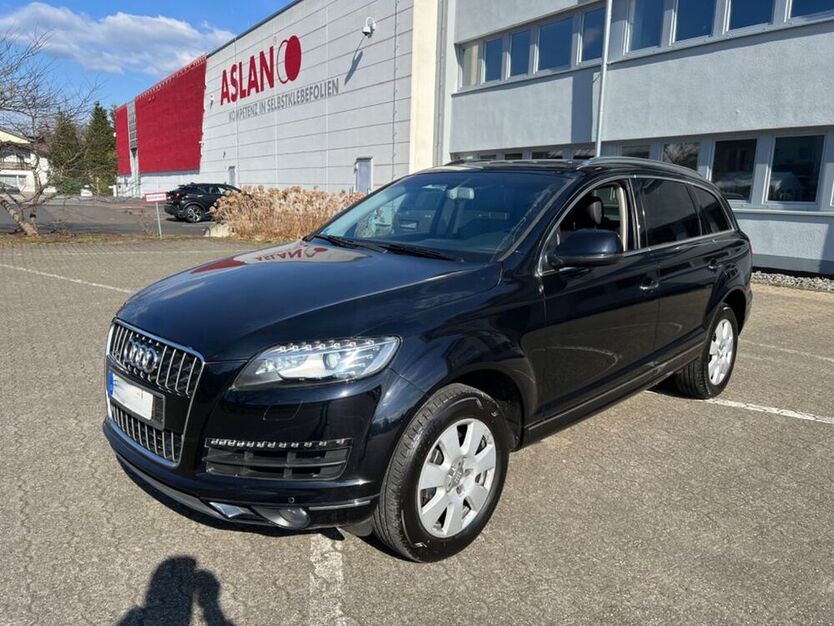 Q7