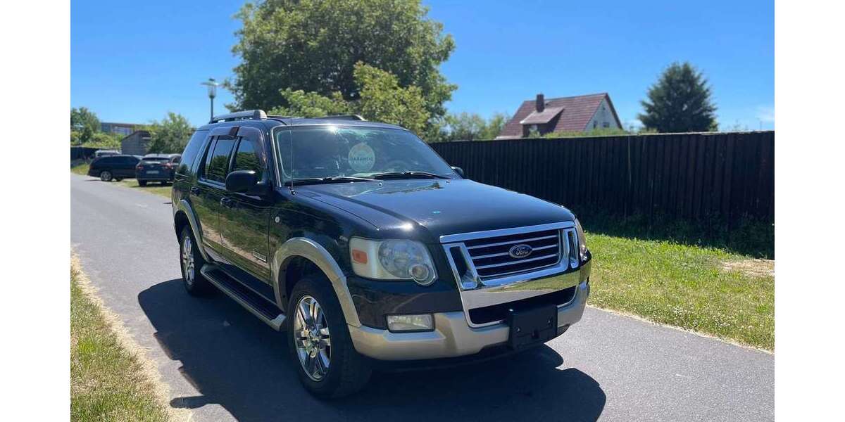 Ford Explorer 136.000 km 12.490 &euro; Dahlewitz 15827