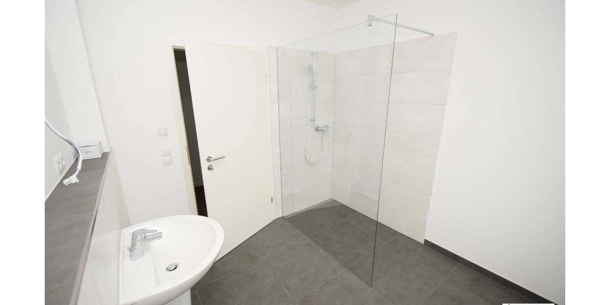 3 Zi. OG Wohnung 88 m² mit EBK + Carport Bj. 2019 - Etagenwohnung Weyhe Leeste | Angebot:26004759