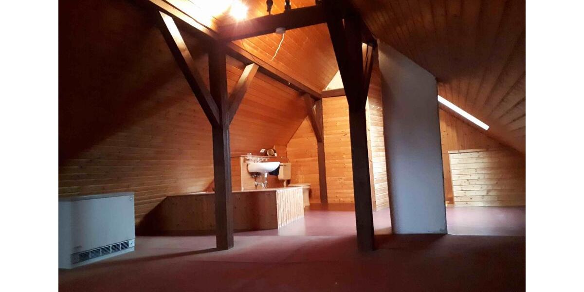 Doppelhaushälfte Ihringen - 5 Zimmer, 102 m&sup2;, 189.000&euro; | Angebot:25305370