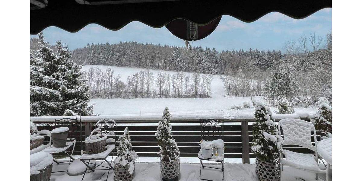 Freistehendes Ferienhaus mit spektakulärem, unverbautem Naturblick! 5 zimmer