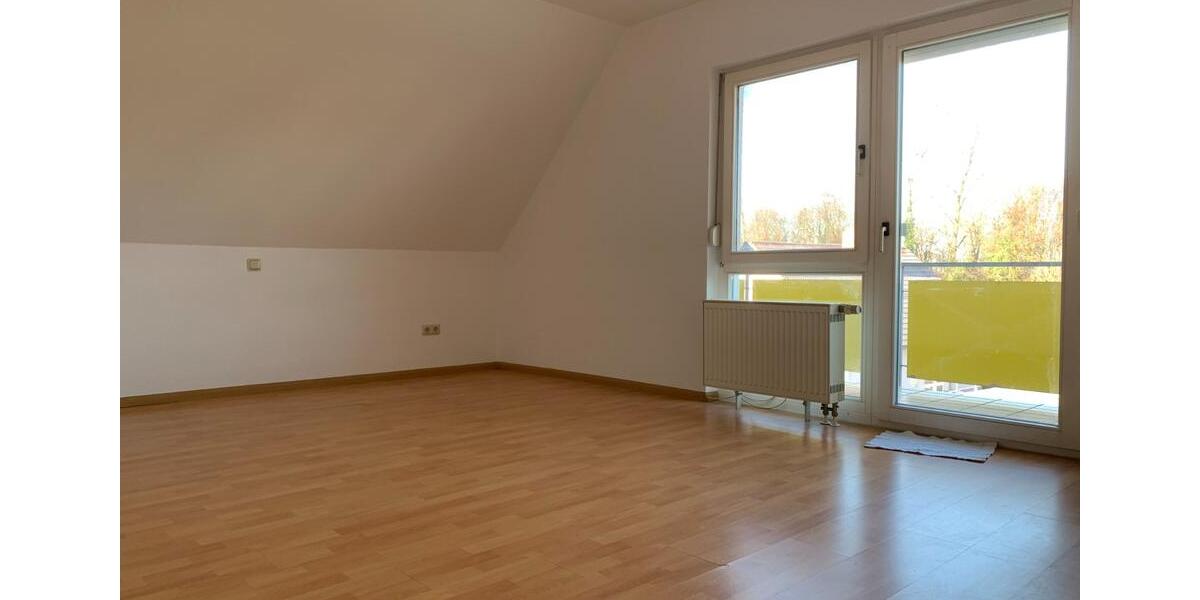 Etagenwohnung Bad Krozingen - 3 Zimmer, 80 m&sup2;, 1.090&euro; | Angebot:25569337