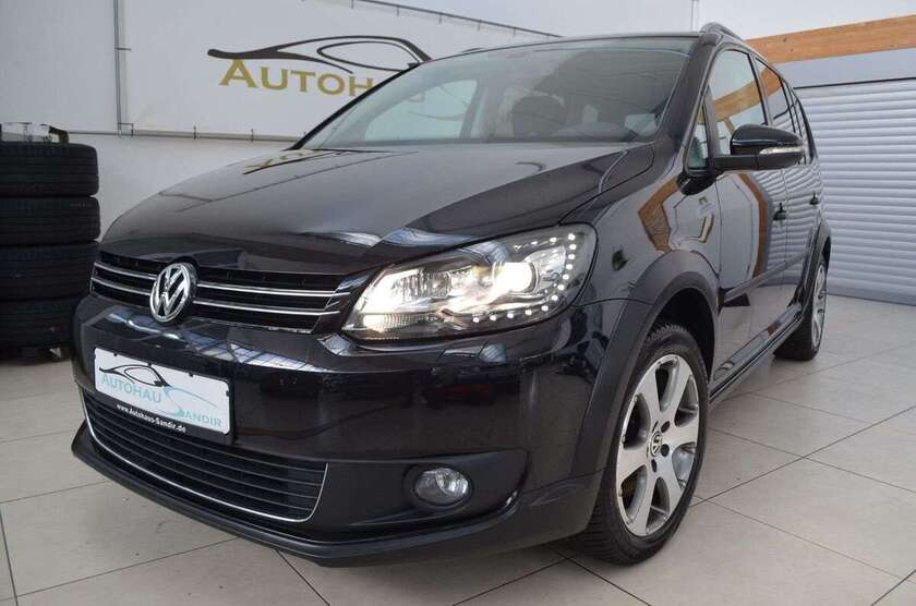 VW Touran 126.111 km 11.999 € Ottobrunn / Riemerling 85521