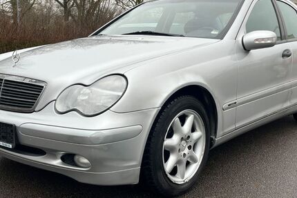 Mercedes-Benz C 180 225.000 km 1.650 &euro; Hördt 76771