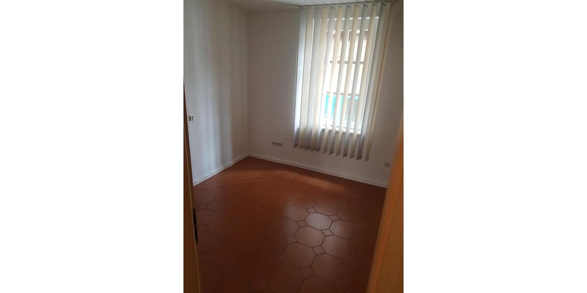 Gewerbeobjekt Köthen (Anhalt) - 370&euro; | Angebot:18782814