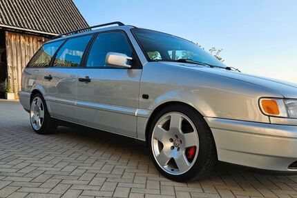 VW Passat Variant 297.000 km 9.000 &euro; Malschwitz 02694