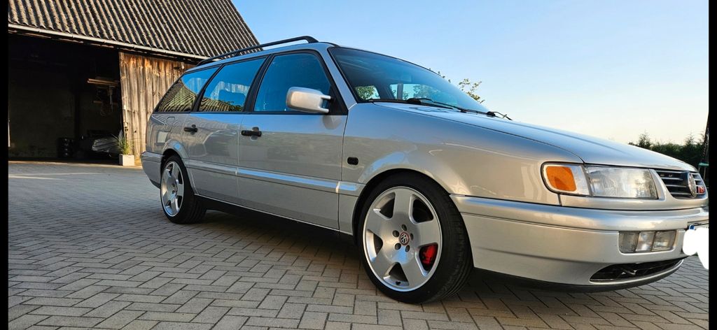 VW Passat Variant 297.000 km 9.000 &euro; Malschwitz 02694