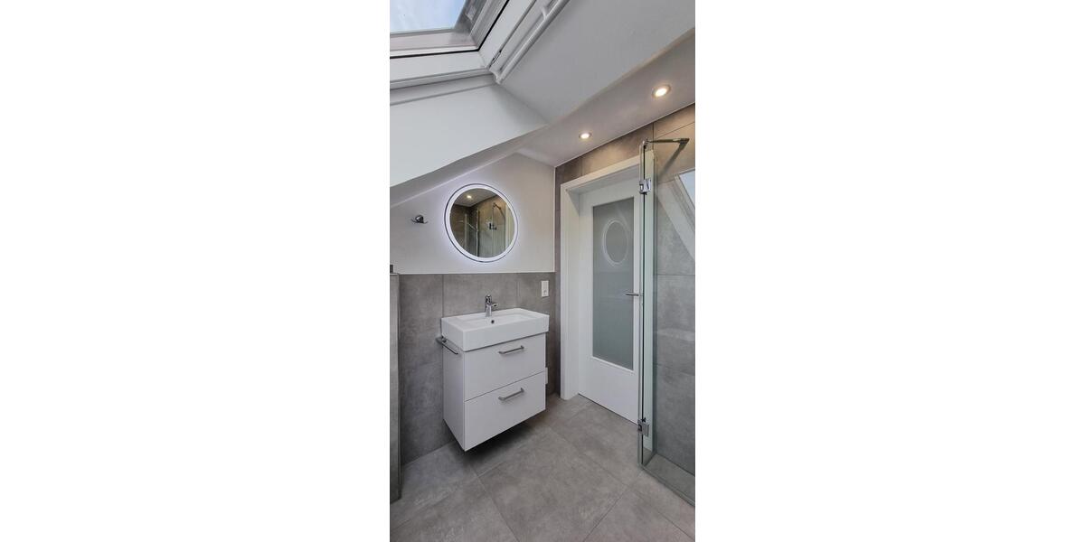 Dachgeschoßwohnung Rietberg - 3 Zimmer, 80 m&sup2;, 975&euro; | Angebot:25438642