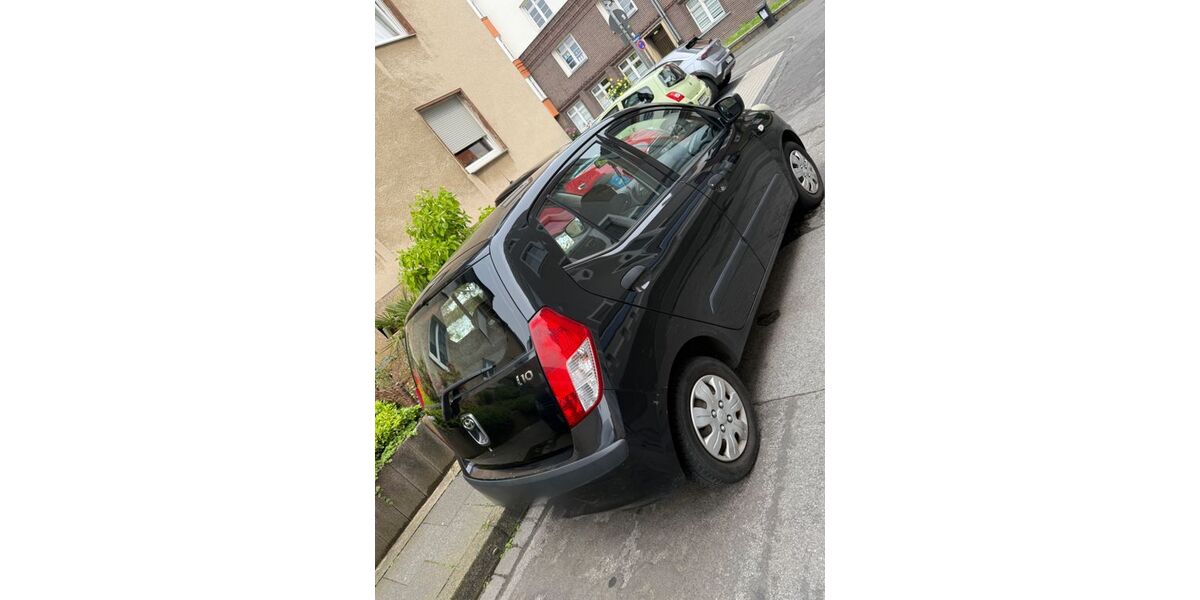 Hyundai i10 176.899 km 1.800 &euro; Hagen 58097