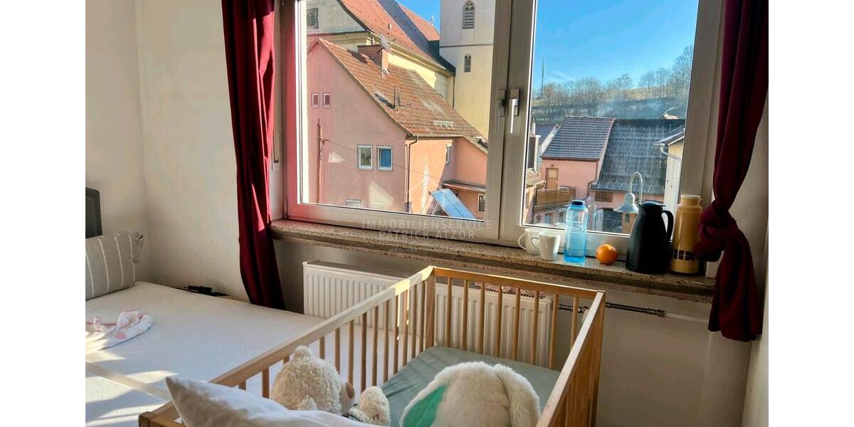 Etagenwohnung Burkardroth - 4 Zimmer, 90 m&sup2;, 850&euro; | Angebot:26674789