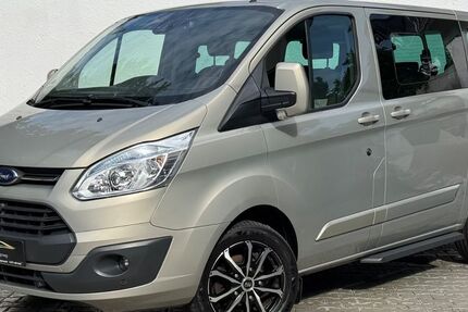 Ford Tourneo Custom 190.000 km 14.490 &euro; München 81243