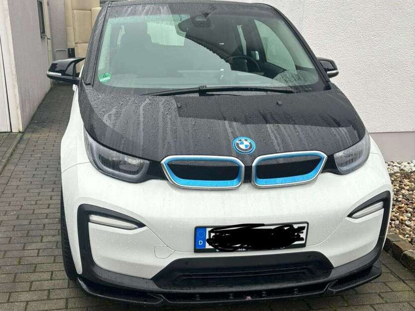 i3