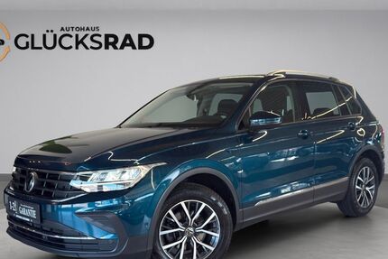 VW Tiguan 97.600 km 23.800 &euro; Hildesheim 31137