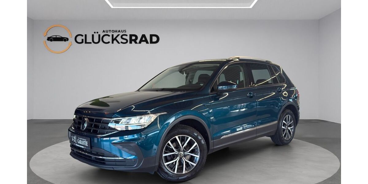 VW Tiguan 97.600 km 23.800 &euro; Hildesheim 31137