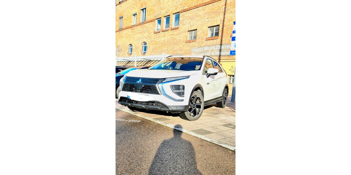 Mitsubishi Eclipse Cross 69.500 km 18.900 &euro; Stuttgart 70435