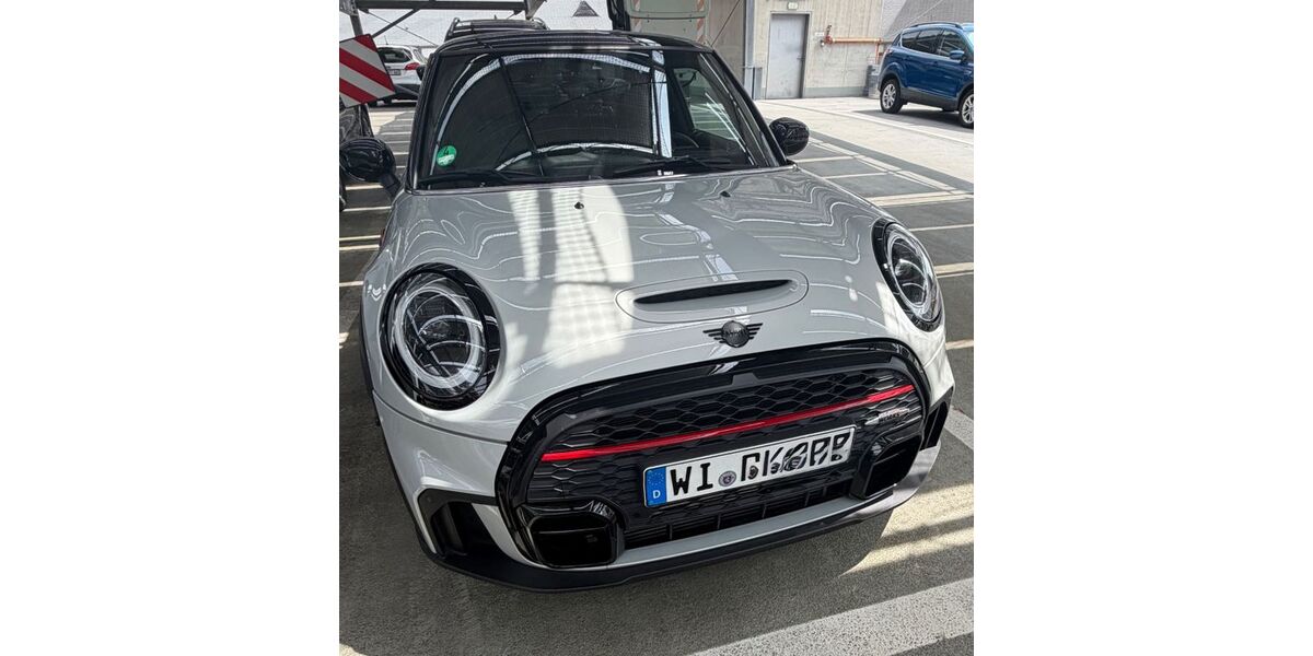 Mini John Cooper Works Coupé 66.700 km 32.000 &euro; Mainz 55118