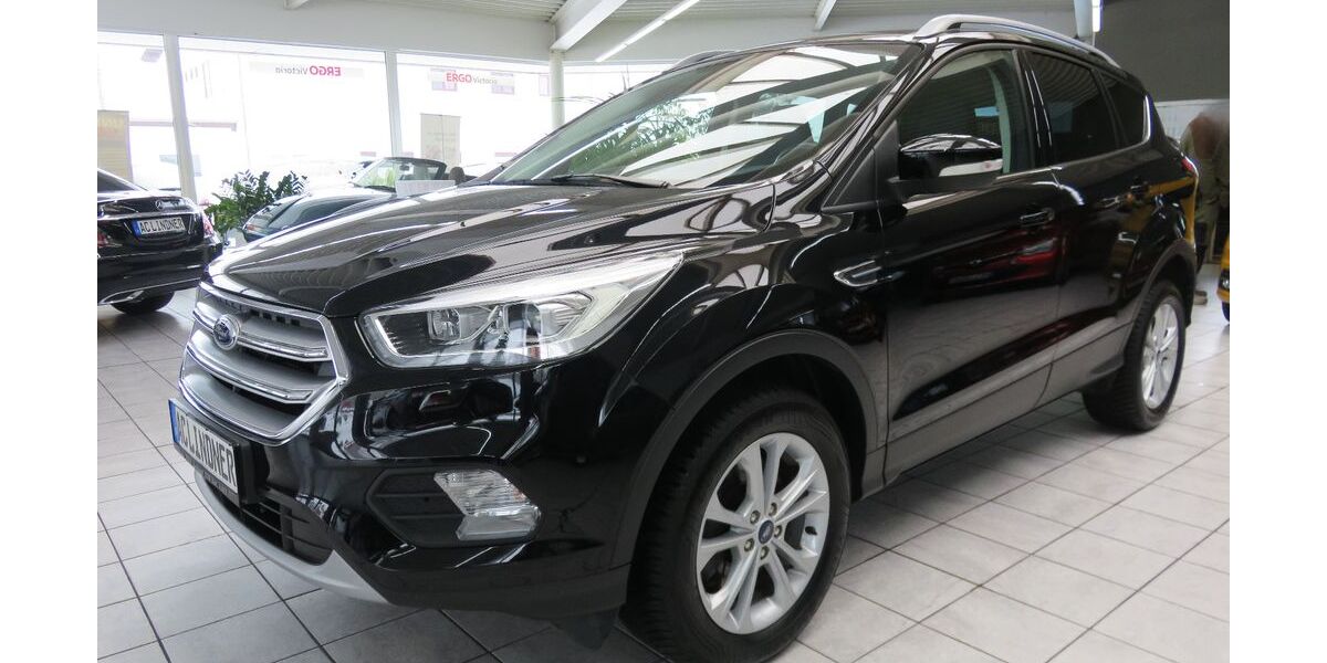 Ford Kuga 62.159 km 18.950 &euro; Dessau-Roßlau 06847