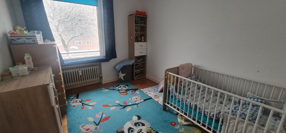Etagenwohnung Kiel Schreventeich - 5 Zimmer, 120 m&sup2;, 1.800&euro; | Angebot:26402972