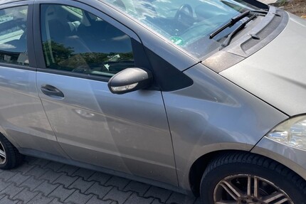 Mercedes-Benz A 150 221.000 km 1.600 &euro; Offenbach 