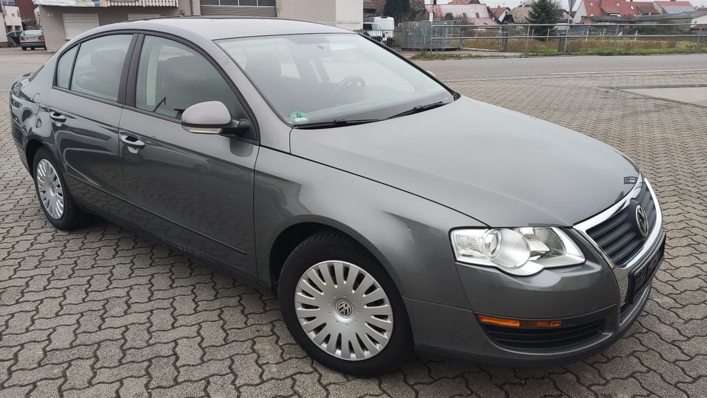 VW Passat 101.397 km 6.990 &euro; Ottersheim 76879